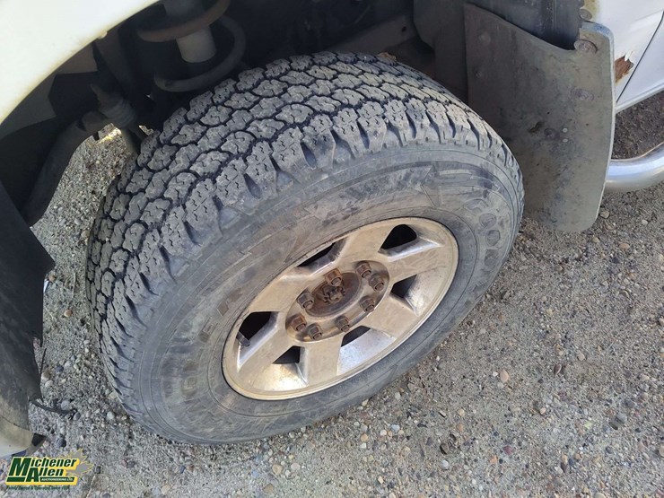 2011-dodge-2500-image-23