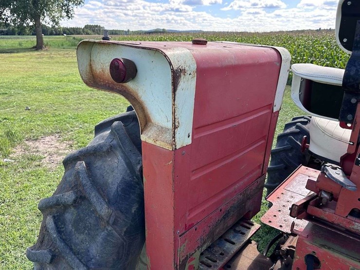 cockshutt-1750-image-39