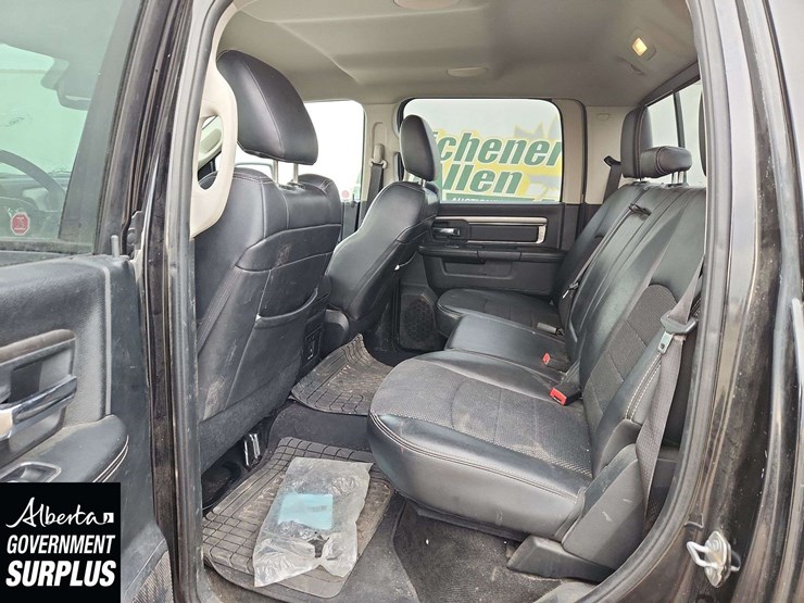 2017-dodge-1500-image-22