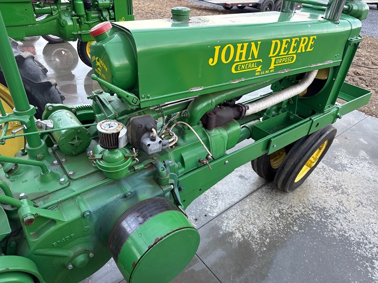john-deere-model-b-image-10
