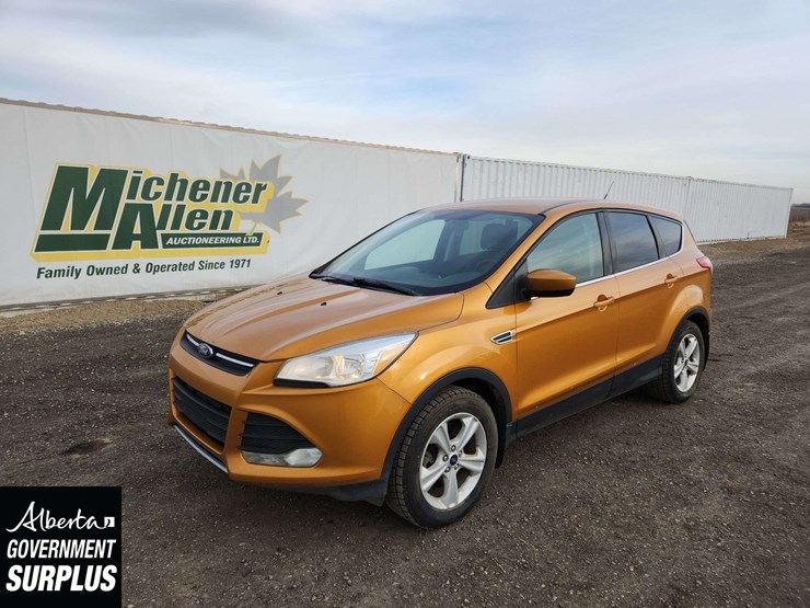 2016-ford-escape-se-image-1