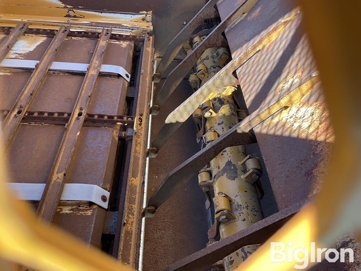 2021-haybuster-2660-image-19