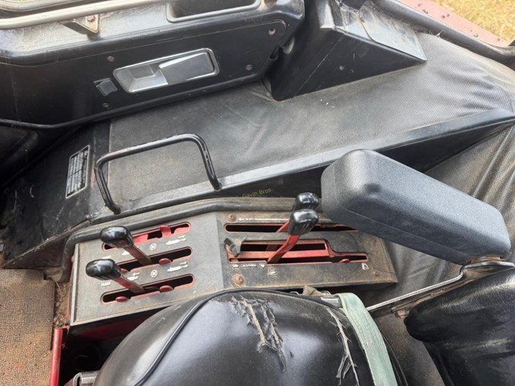 international-1586-image-19