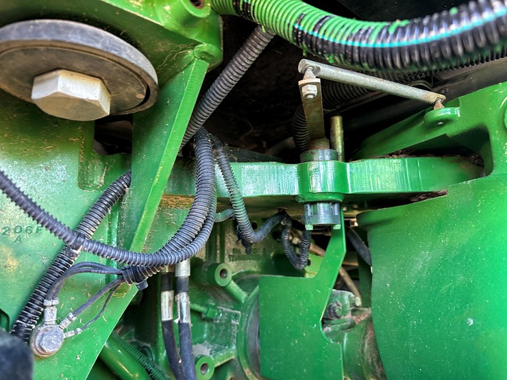 #32570-•-2012-john-deere-9360r-4x4-articulating-tractor-1rw9360rkep011018-image-51