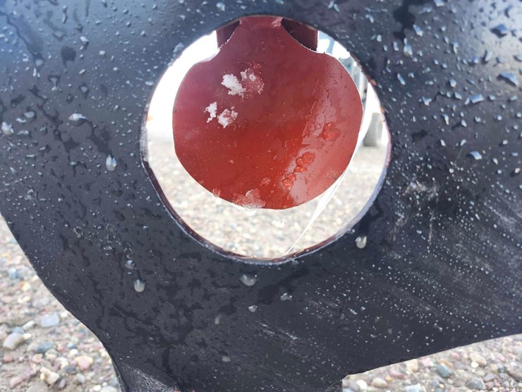 ar500-steel-coyote-shooting-target-with-heart-flapper-image-5