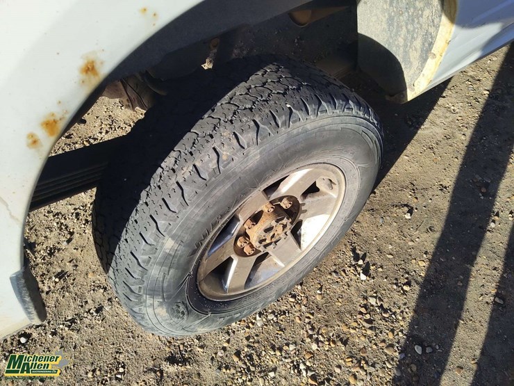 2011-dodge-2500-image-25