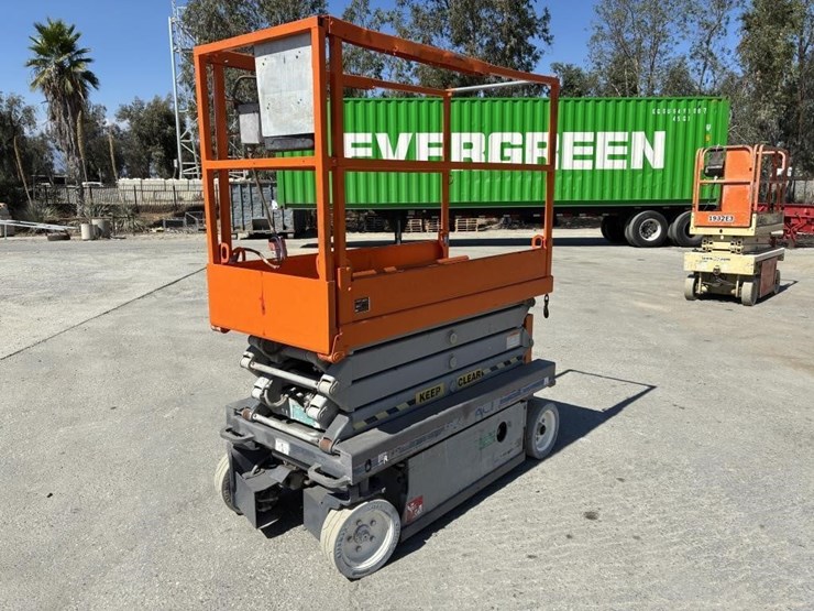 skyjack-sjiii3219-image-1