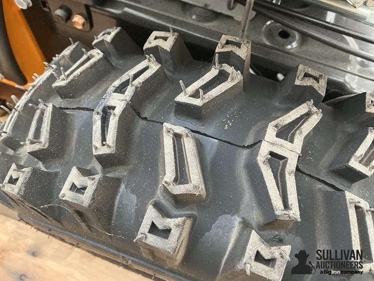 cub-cadet-2x-24ip-24”-walk-behind-snow-blower-image-14