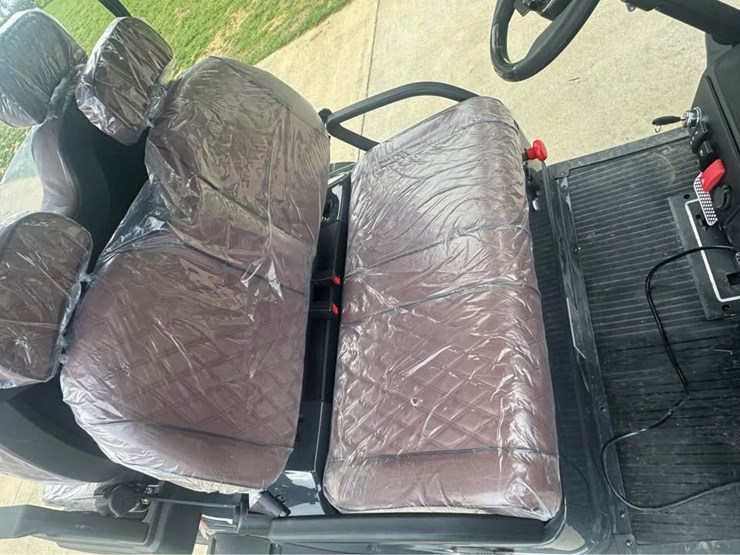 #1200-•-battery-powered-golf-cart-image-4