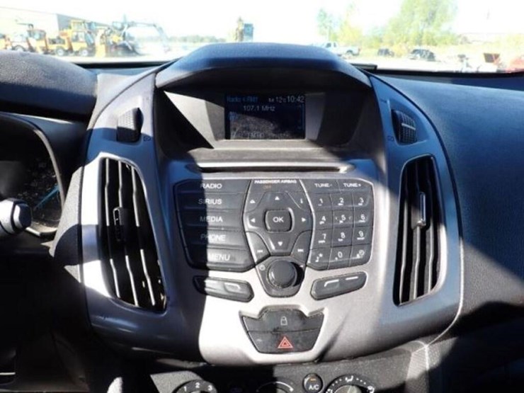 2014-ford-transit-connect-image-15
