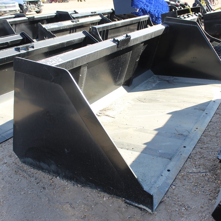 #30212 • 84IN GP LOADING BUCKET