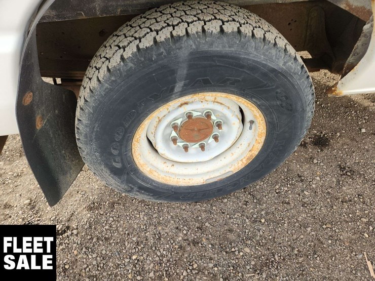 2005-ford-cargo-image-29