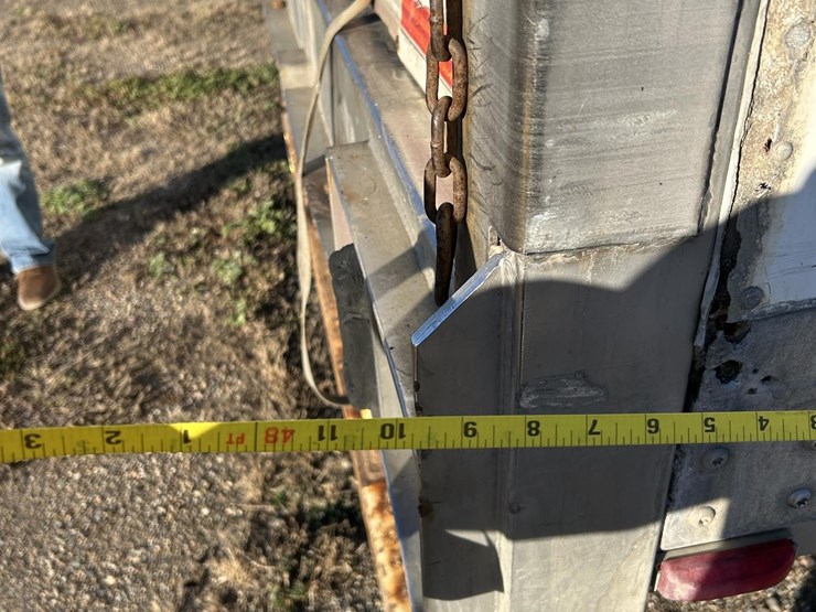 2011-strick-trailer-image-8