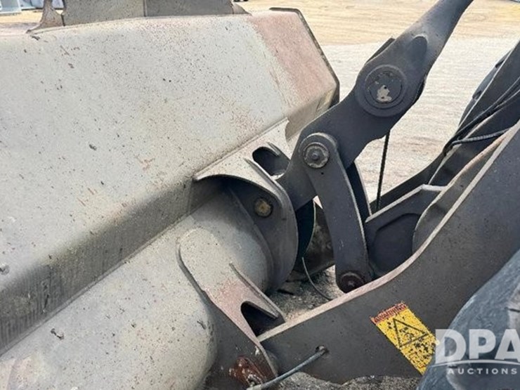 2007-volvo-l120f-image-14