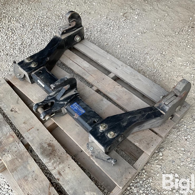 New Holland 3-Pt Quick Hitch