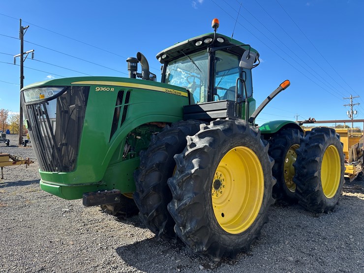 #32570-•-2012-john-deere-9360r-4x4-articulating-tractor-1rw9360rkep011018-image-1