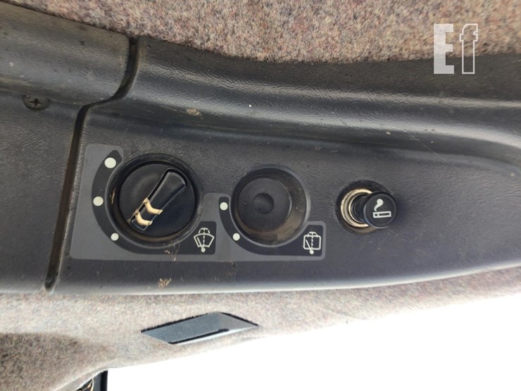 new-holland-8970-image-18