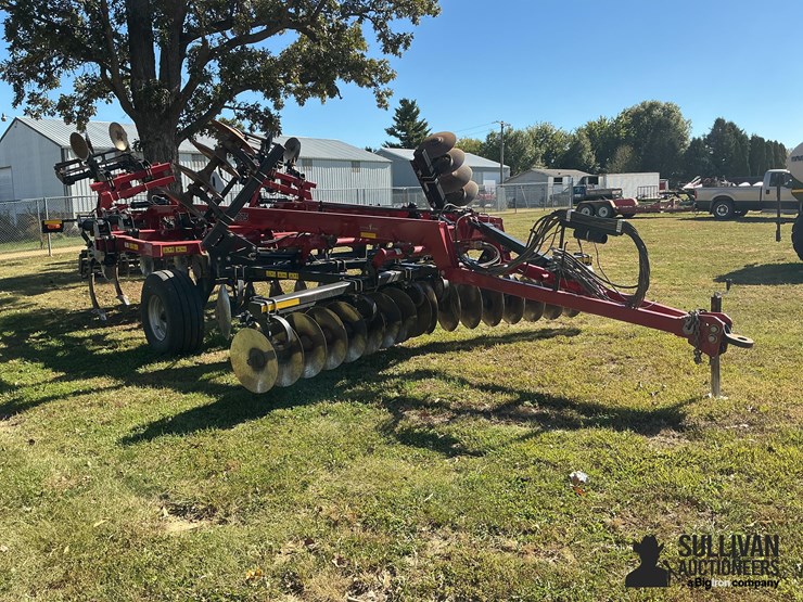 2017-case-ih-875-ecolo-tiger-9-shank-disk-ripper-image-3
