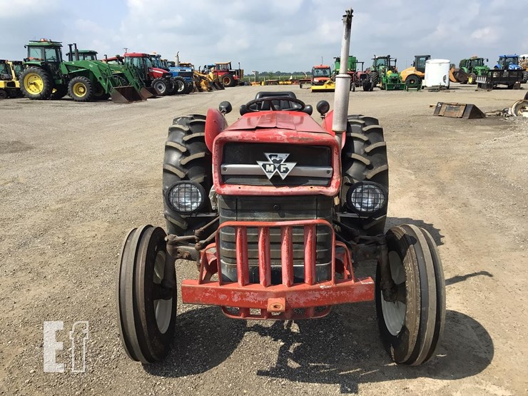 1973-massey-ferguson-135-image-5