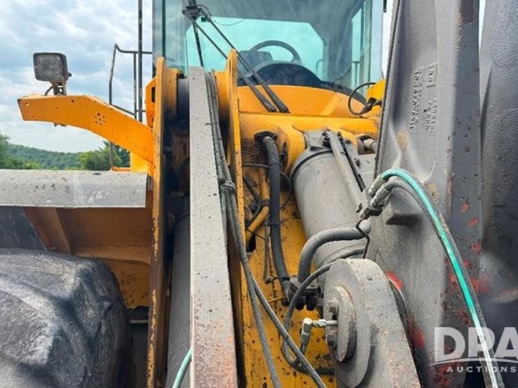 2007-volvo-l120f-image-23