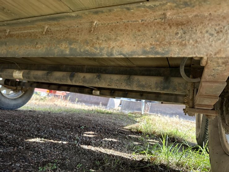 #3152-•-h&s-16’-trailer-image-14