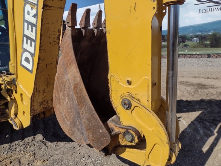 2005-deere-310sg-image-30