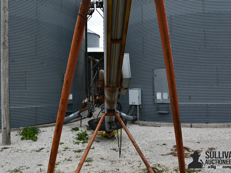 hutchinson-century-8"x30'-truck-auger-image-15