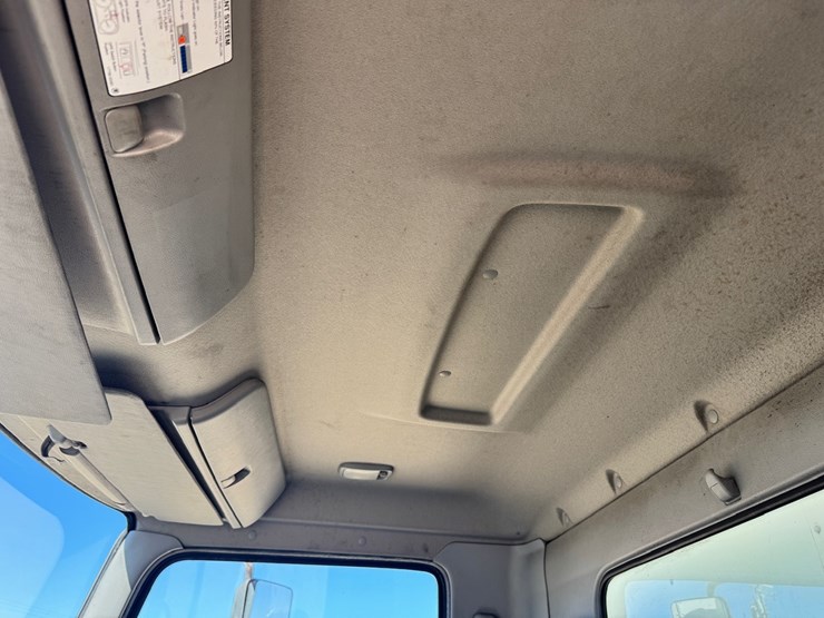 #16193-•-2016-hino-338v-van-body-truck-image-25