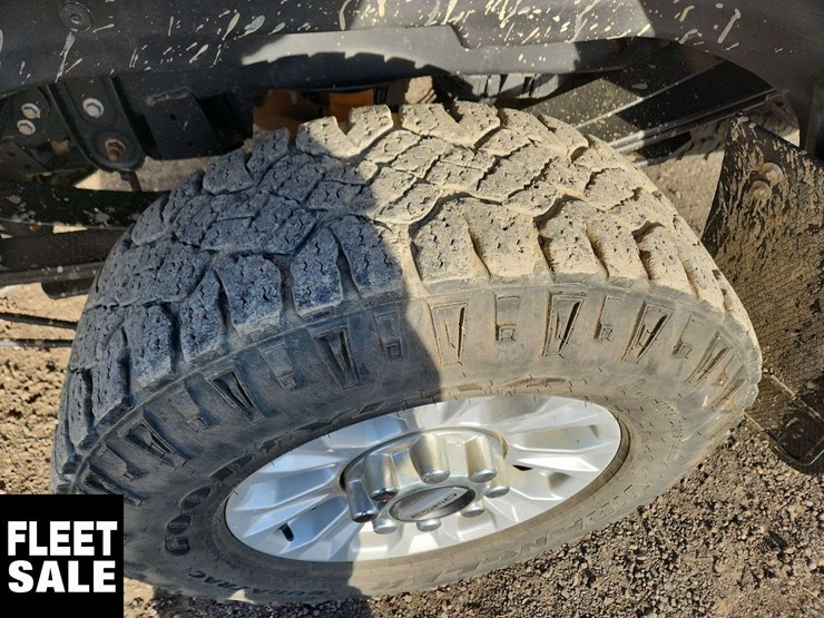 2021-ford-f250-image-29