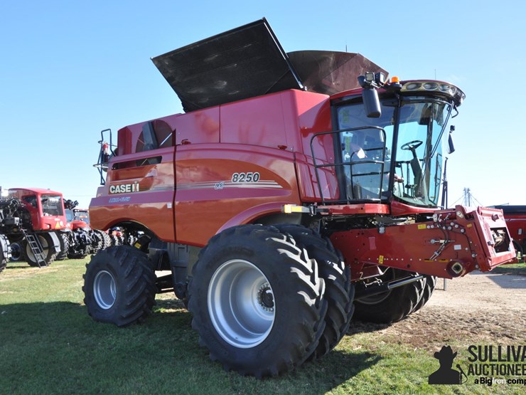 2023-case-ih-8250-image-7