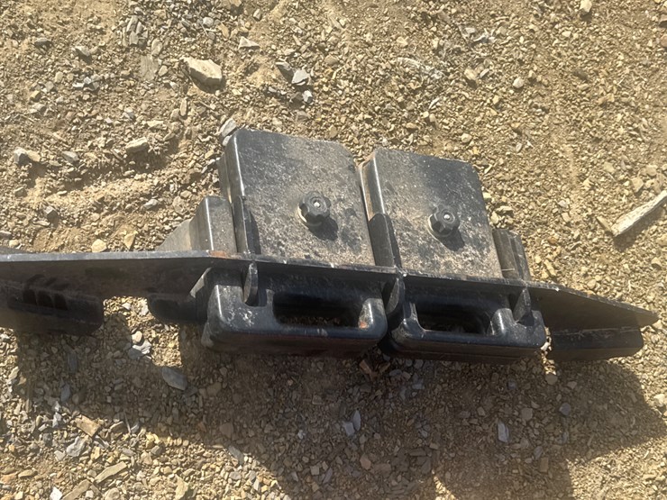 #1130-•-gravely-grass-and-lead-hopper-with-blower-and-counterweights-image-3