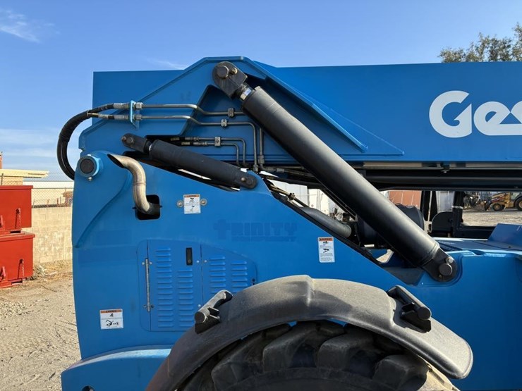 2018-genie-gth1056-image-10