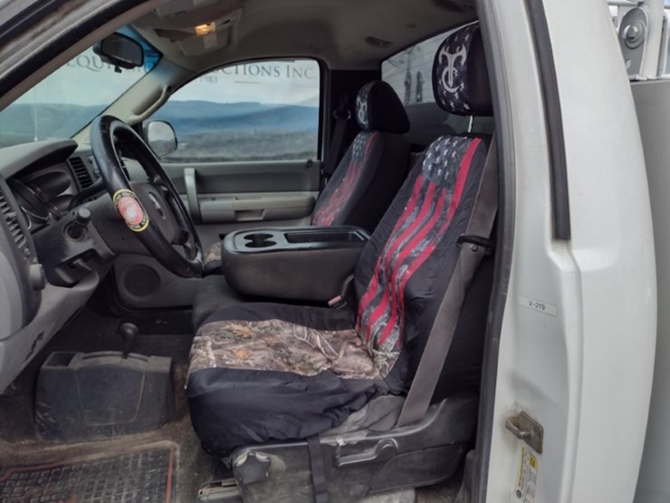 09-chevy-truck^title^-(qea-4045)-image-11