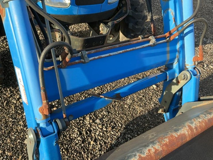 new-holland-tc29da-image-39