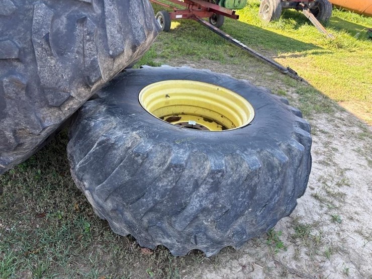 (2)-30.5l---32-tires-w/rims-image-6