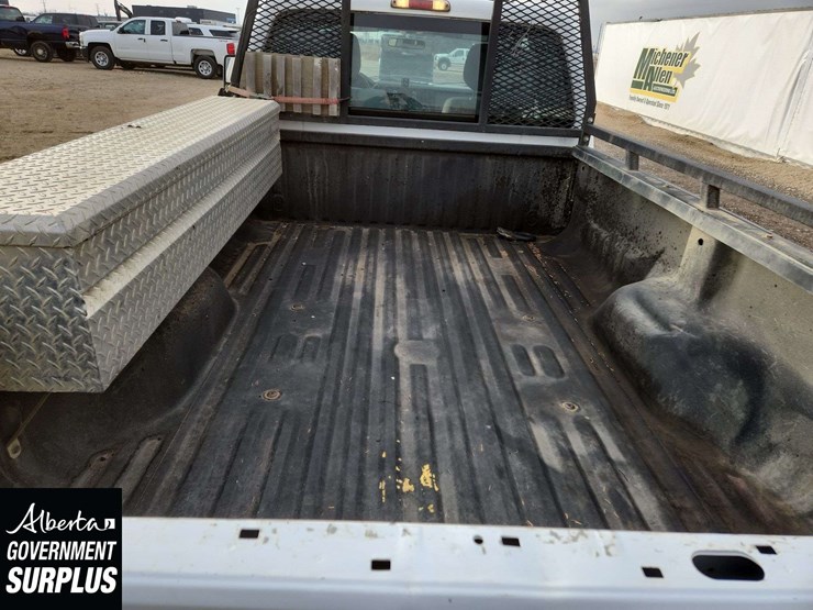 2011-ford-f250-image-23