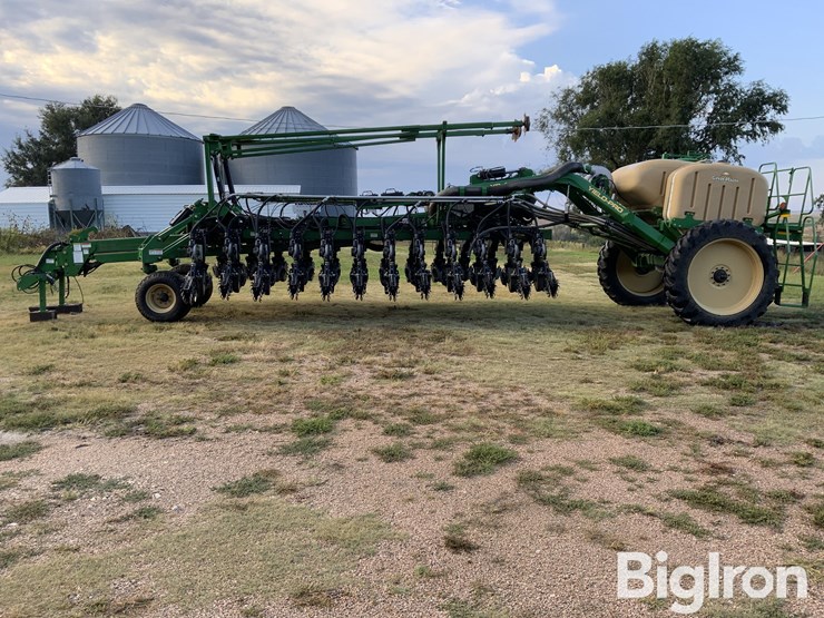 2018-great-plains-yp1625a-image-8