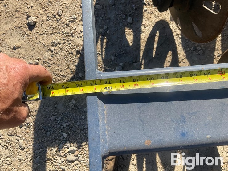 blu-jet-pivot-track-closer-image-20