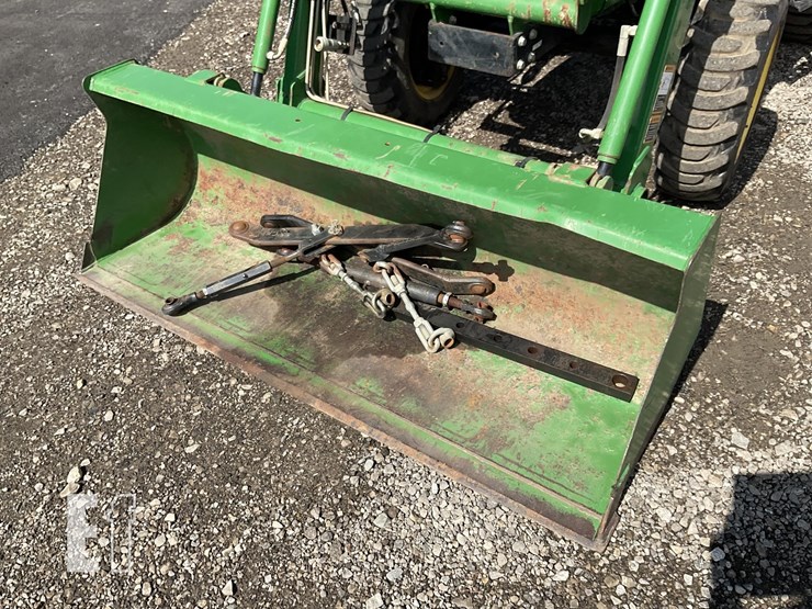 2018-john-deere-3038e-image-9