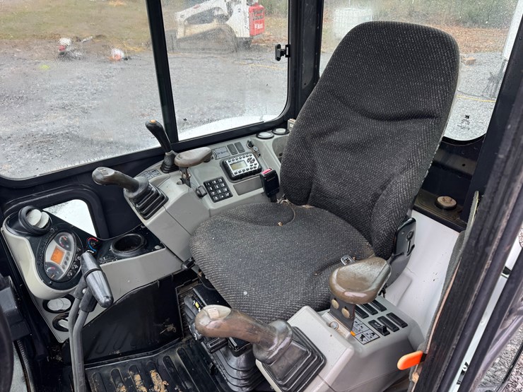 bobcat-e45-image-6