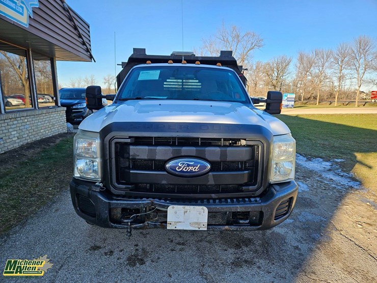 2011-ford-f350-image-11