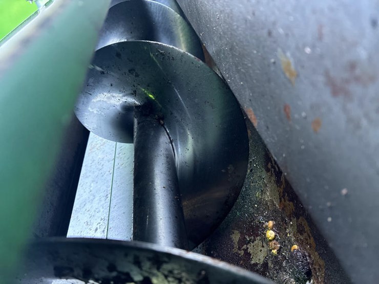 2004-john-deere-9660-sts-image-89