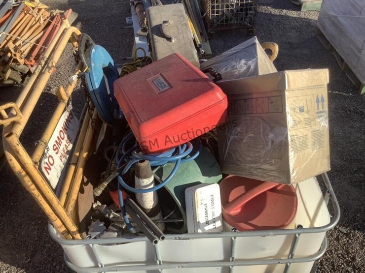 basket-of-misc-image-4