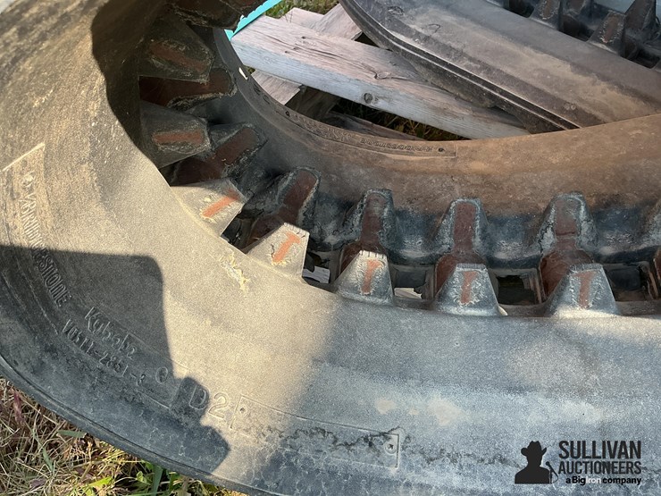 bridgestone-380x52x86-15”-rubber-tracks-image-11