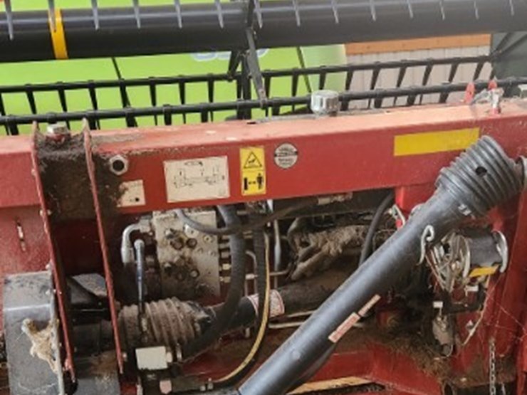 2014-case-ih-3162-image-11