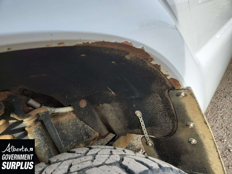 2011-ford-f250-image-38