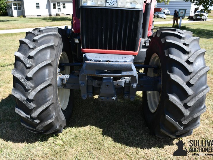 2004-buhler-versatile-2210-image-9