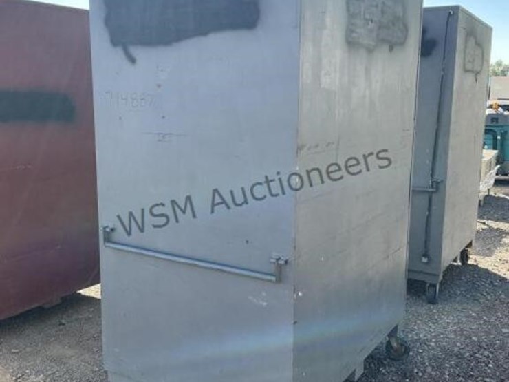 rolling-jobsite-tool-cabinet-with-assorted-cable-image-2