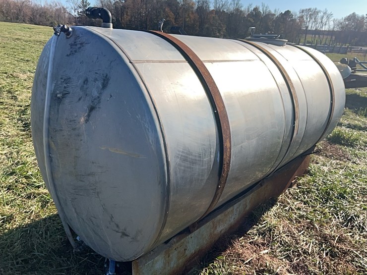 stainless-nurse-tank-image-9