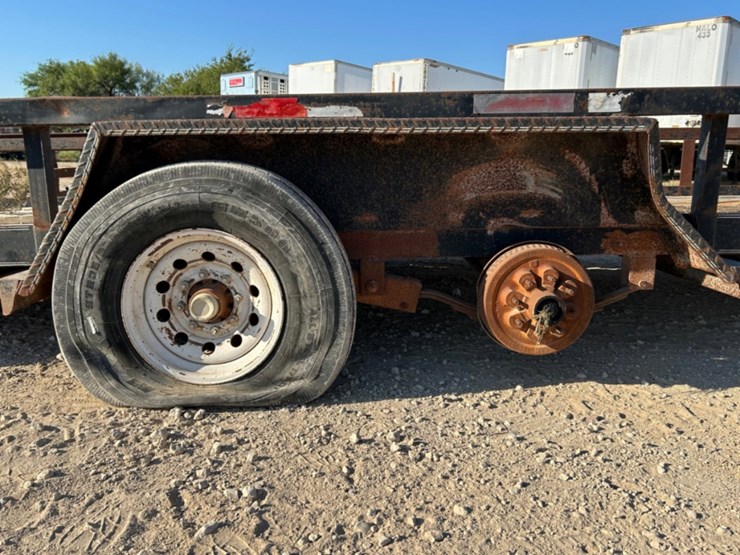 2008-texas-bragg-20-utility-trailer-image-6